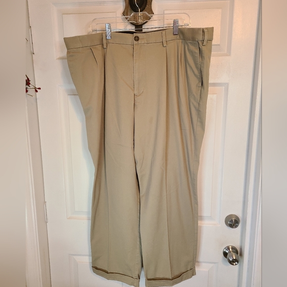 Dockers Men's Relaxed Fit Khakis, Size: 44x30, Color: Tan - Picture 1 of 11